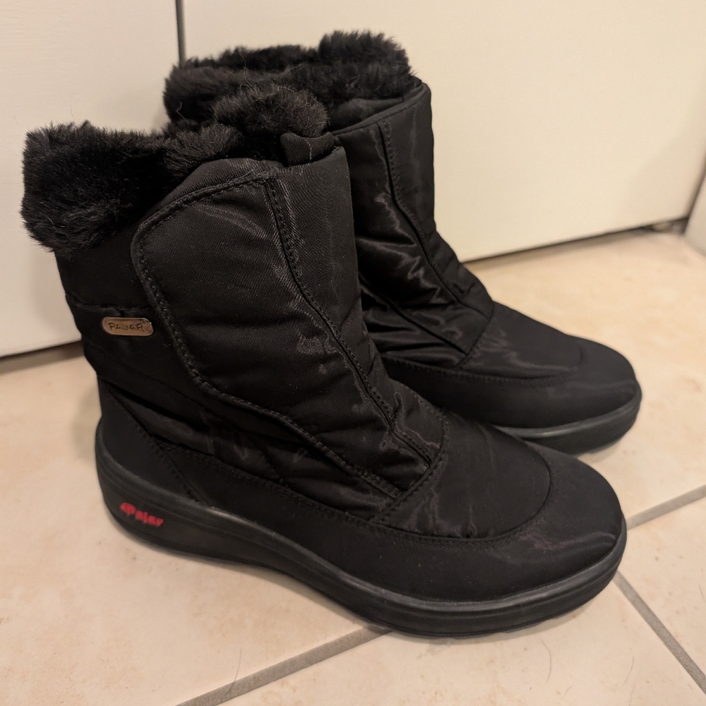 Pajar Snow Boots With Retractable Ice Grips